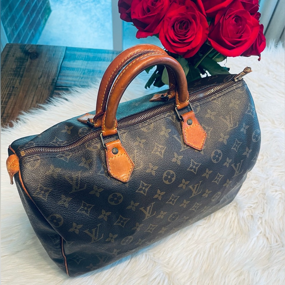LOUIS VUITTON Brown Monogram Canvas & Leather Speedy 35 Satchel - Picture 14 of 16